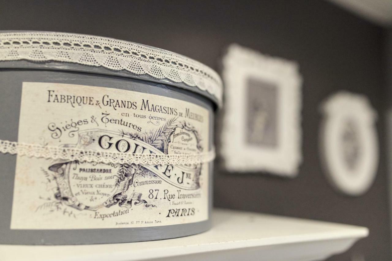 Aux Petits Bonheurs 호텔 La Gorgue 외부 사진